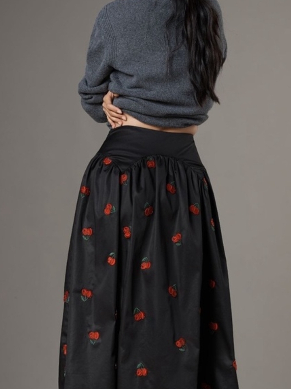 Avec Les Filles Black Cherry-Embroidered Full Skirt - Picture 10 of 12